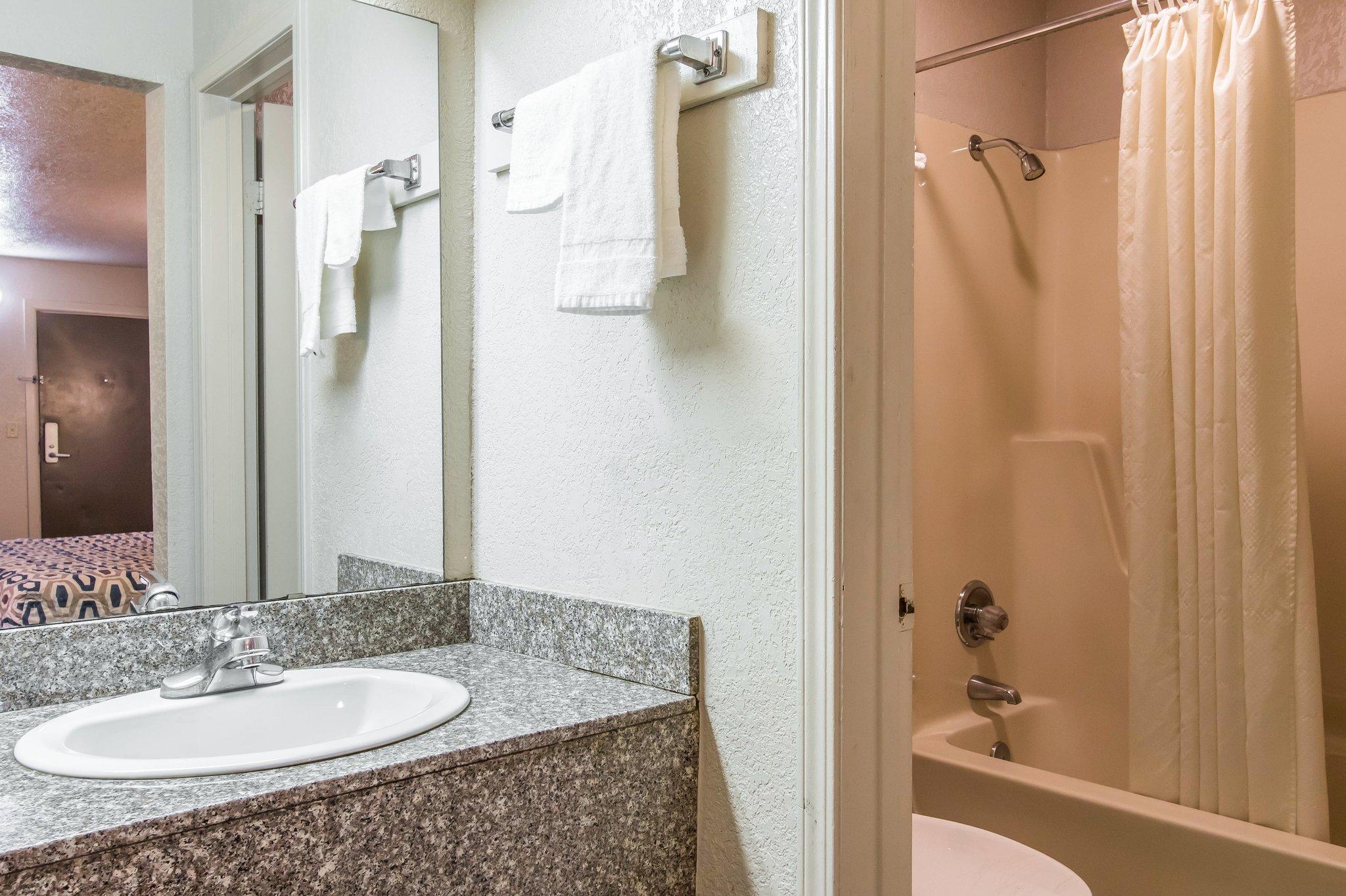 Surestay Hotel By Best Western Oklahoma City West Екстер'єр фото